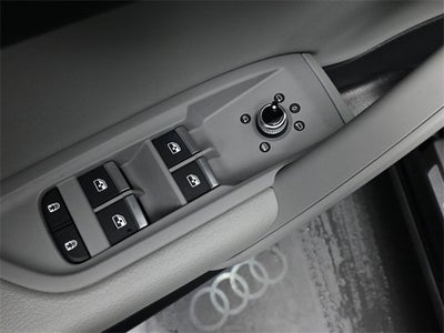 2024 Audi Q5 40 Premium quattro