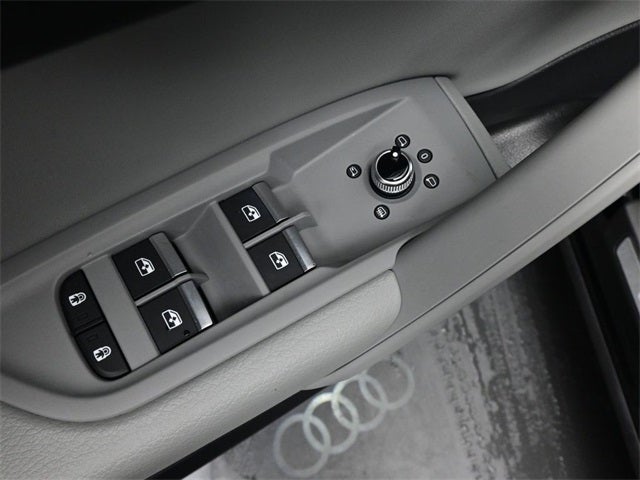 2024 Audi Q5 40 Premium quattro