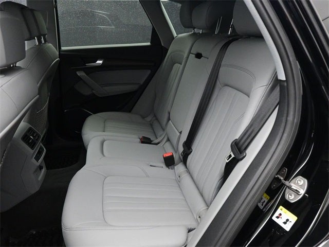 2024 Audi Q5 40 Premium quattro