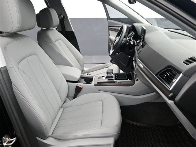 2024 Audi Q5 40 Premium quattro