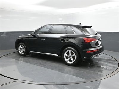 2024 Audi Q5 40 Premium quattro