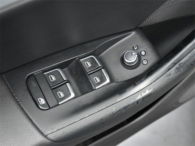 2015 Audi Q3 2.0T Premium Plus FrontTrak