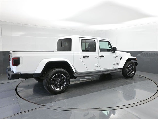 2022 Jeep Gladiator Overland