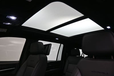 2023 GMC Yukon XL Denali Reserve