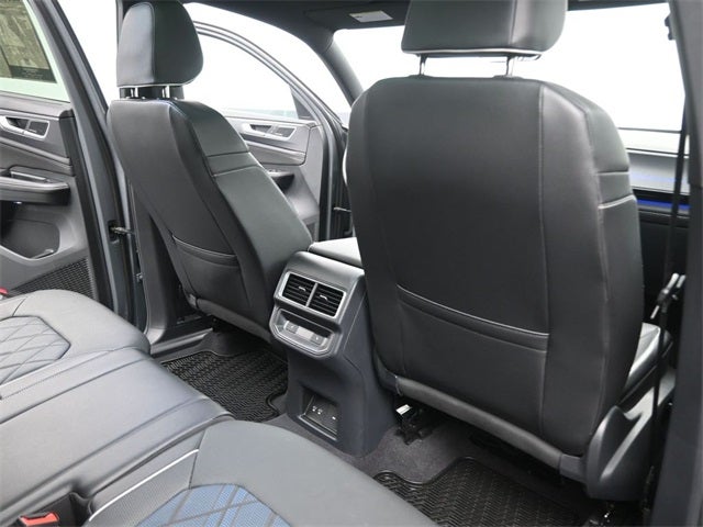 2024 Volkswagen Atlas Cross Sport 2.0T SEL Premium R-Line