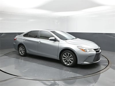 2016 Toyota Camry XLE