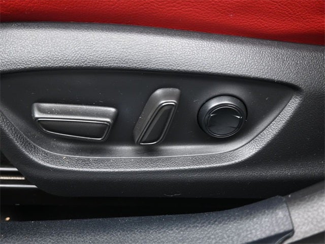 2022 Toyota Camry Hybrid XSE