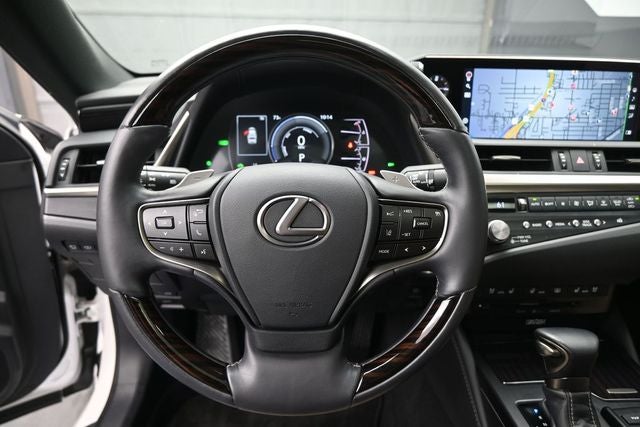 2021 Lexus ES 300h Ultra Luxury