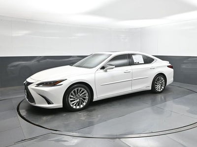 2021 Lexus ES 300h Ultra Luxury