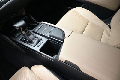 2021 Lexus ES 300h Ultra Luxury