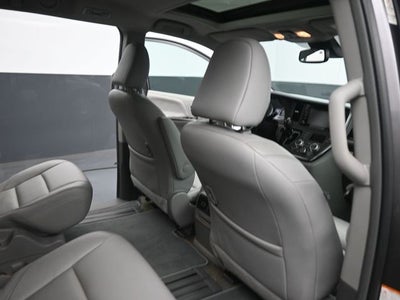 2018 Toyota Sienna XLE 8 Passenger