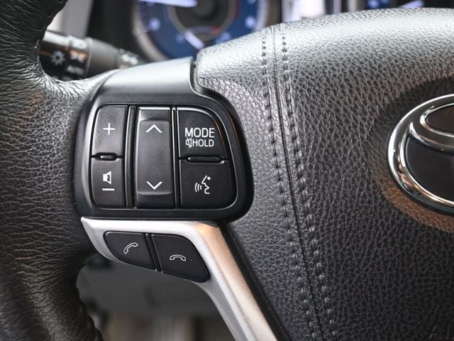 2018 Toyota Sienna XLE 8 Passenger