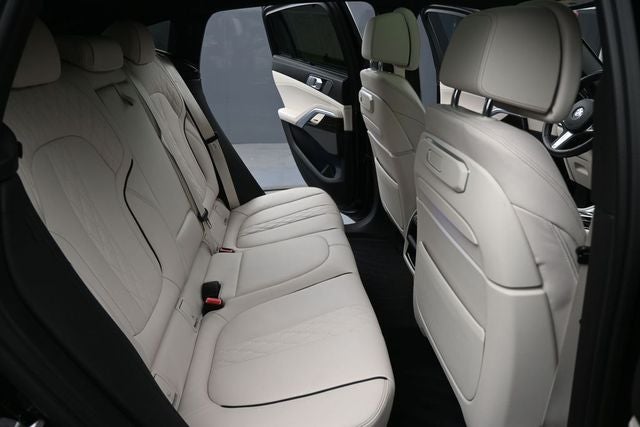 2024 BMW X6 xDrive40i