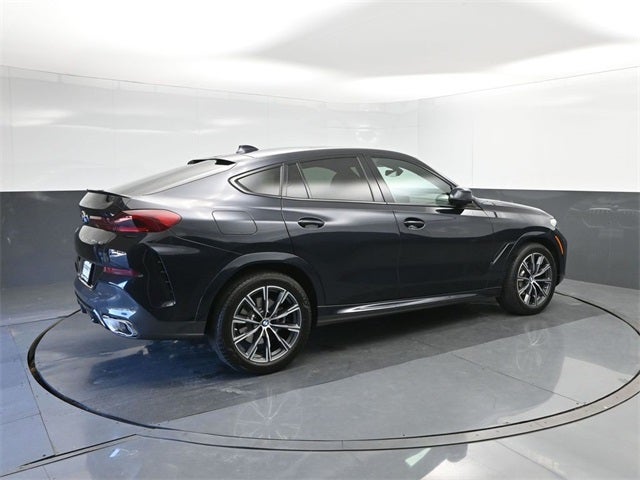 2023 BMW X6 xDrive40i