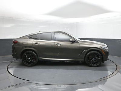 2022 BMW X6 M50i