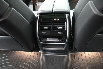 2022 BMW X6 M50i