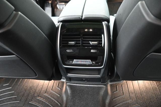 2022 BMW X6 M50i