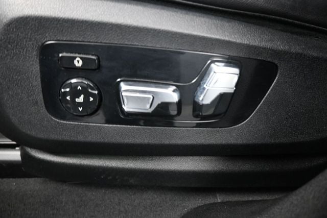 2022 BMW X6 M50i
