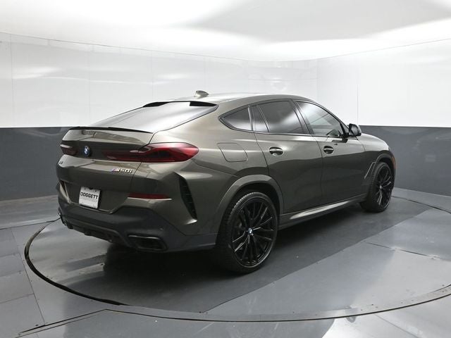2022 BMW X6 M50i