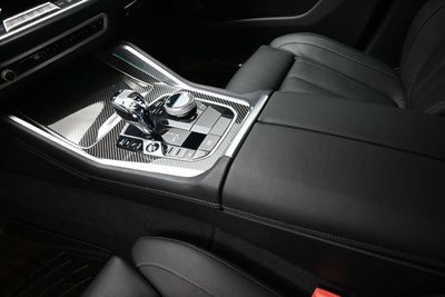 2022 BMW X6 M50i
