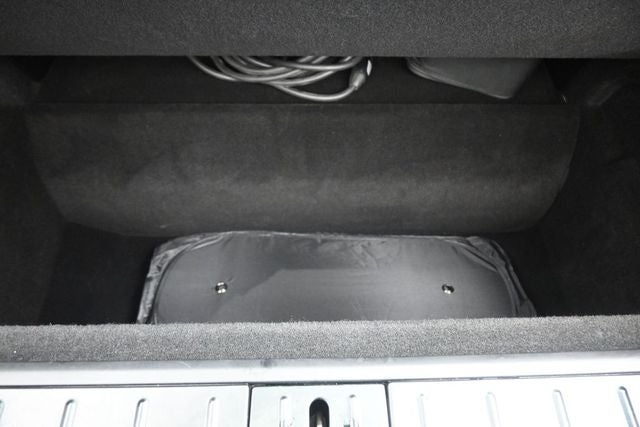 2022 Tesla Model X Base