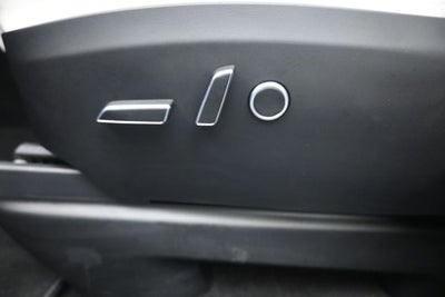 2022 Tesla Model X Base