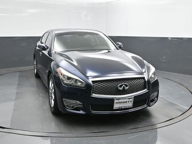 2017 INFINITI Q70L 3.7