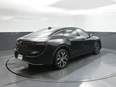 2025 Toyota Crown XLE