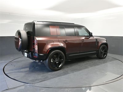 2025 Land Rover Defender 110 Sedona Red