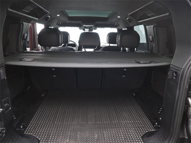 2025 Land Rover Defender 110 Sedona Red