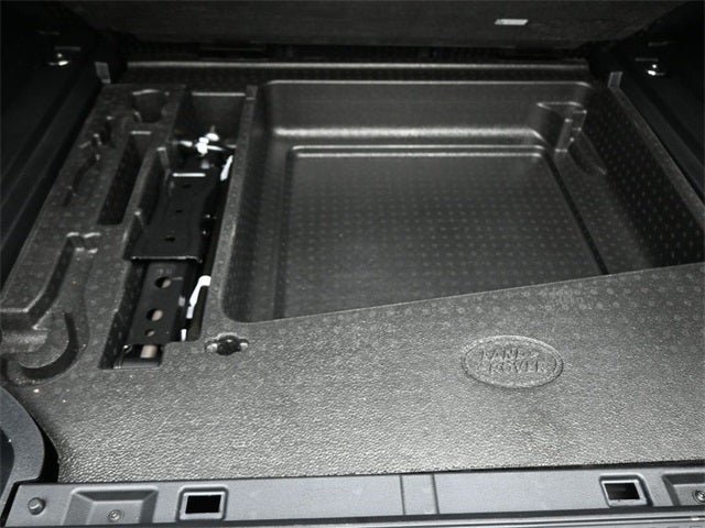 2025 Land Rover Defender 110 Sedona Red