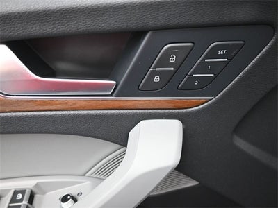 2022 Audi Q5 45 S line Prestige quattro