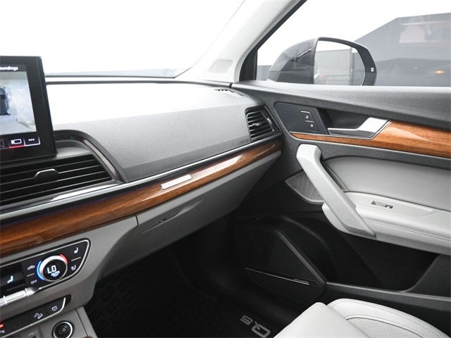 2022 Audi Q5 45 S line Prestige quattro