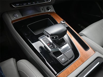 2022 Audi Q5 45 S line Prestige quattro