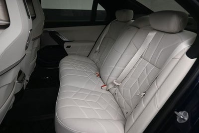 2025 BMW 7 Series 760i xDrive