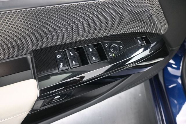 2025 BMW 7 Series 760i xDrive