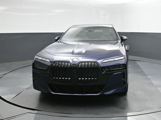 2025 BMW 7 Series 760i xDrive