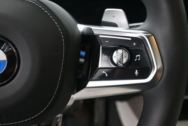 2025 BMW 7 Series 760i xDrive