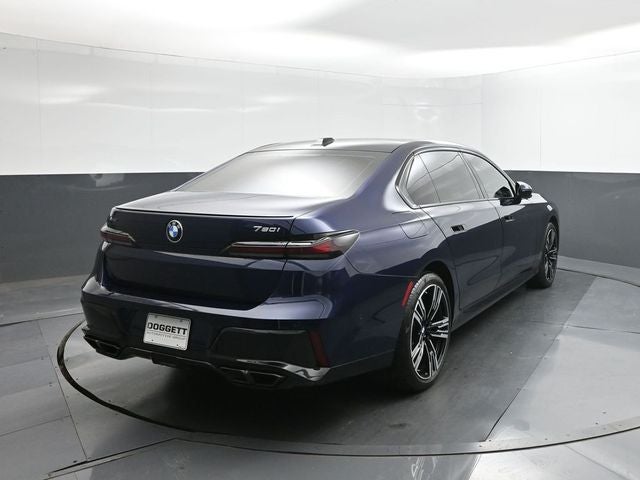 2025 BMW 7 Series 760i xDrive