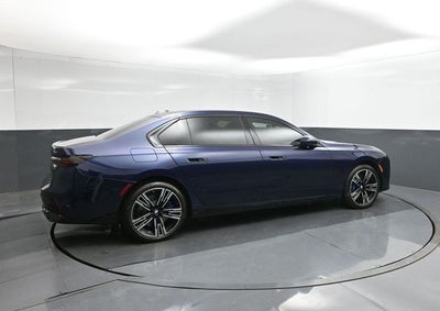 2025 BMW 7 Series 760i xDrive