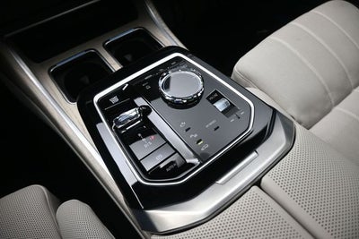 2025 BMW 7 Series 760i xDrive