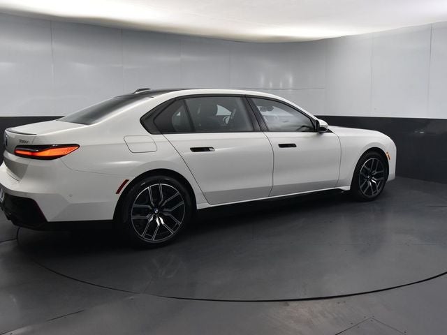 2024 BMW 7 Series 750E
