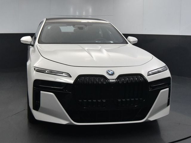 2024 BMW 7 Series 750E