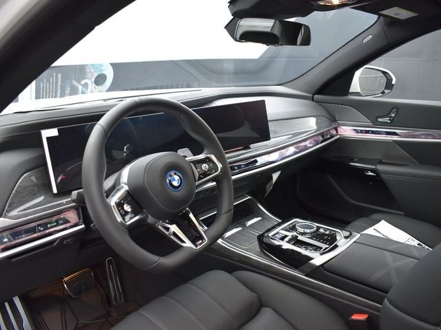 2024 BMW 7 Series 750E