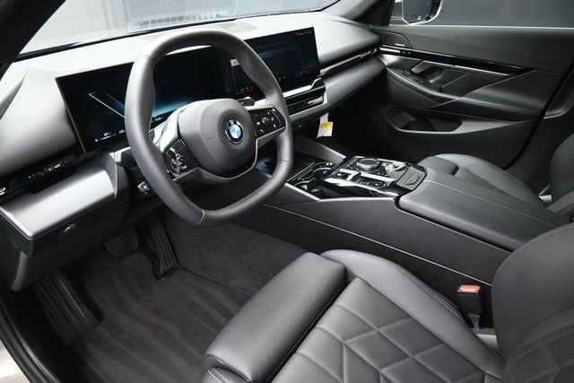2024 BMW 5 Series 530i