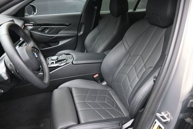 2024 BMW 5 Series 530i