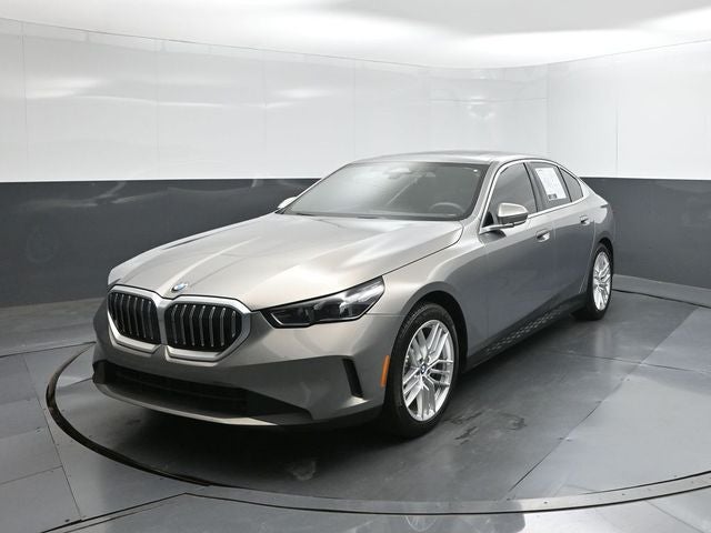 2024 BMW 5 Series 530i