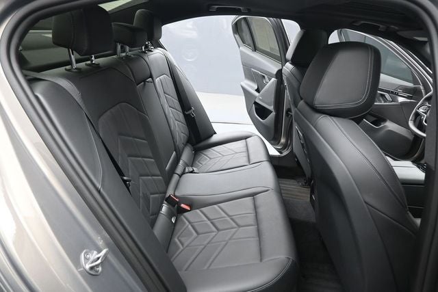 2024 BMW 5 Series 530i