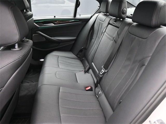 2022 BMW 5 Series 540i