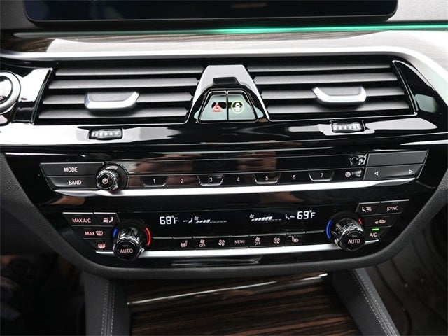 2022 BMW 5 Series 540i